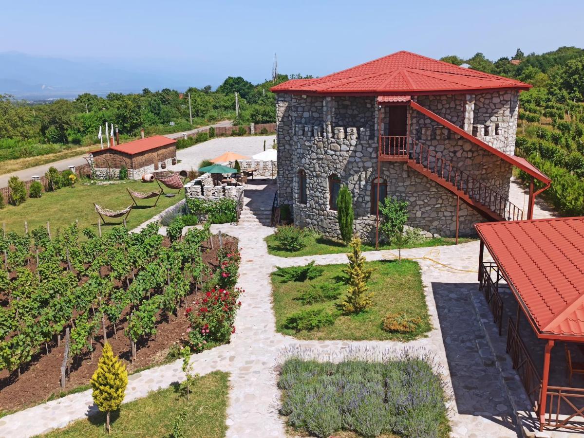 Chateau Tetri Bairagebi White Flags Kisiskhevi Екстериор снимка