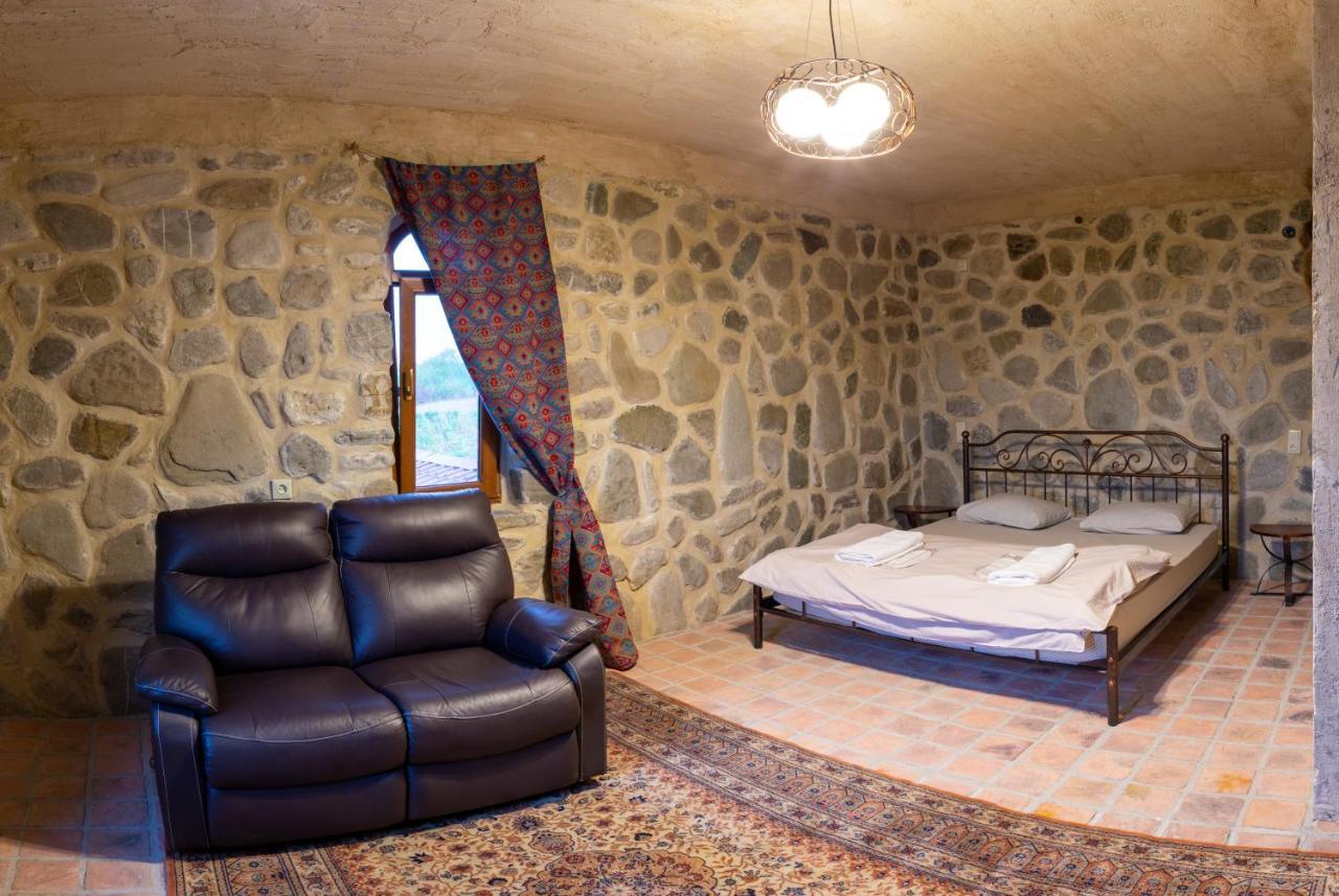Chateau Tetri Bairagebi White Flags Kisiskhevi Екстериор снимка