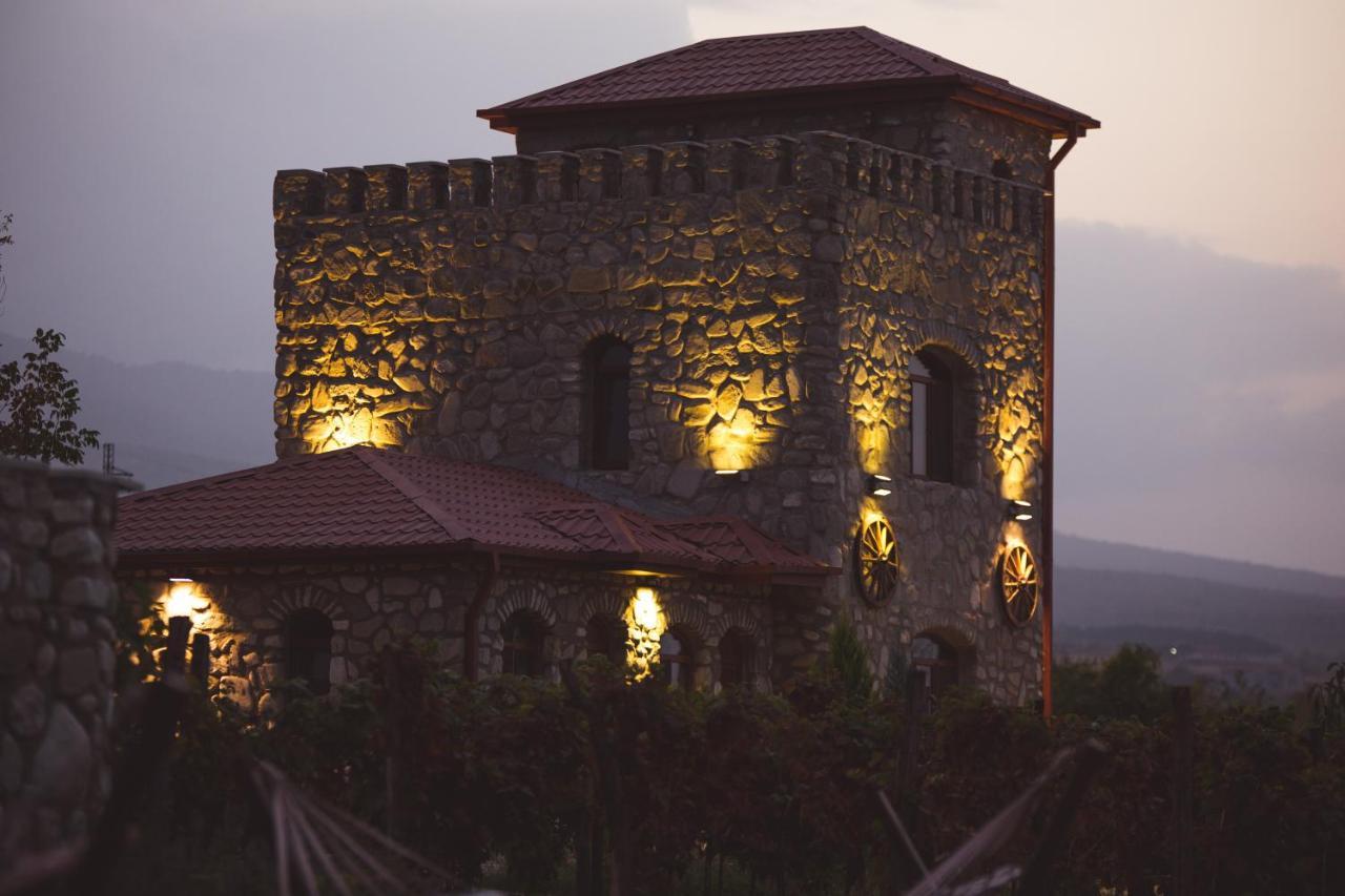 Chateau Tetri Bairagebi White Flags Kisiskhevi Екстериор снимка
